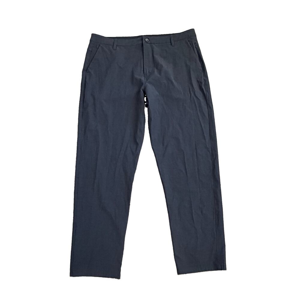 Vuori Men’s Aim Trouser Athletic Slim - Navy- Size 38 x 30 - V4110 - EUC